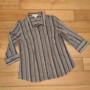 ***4/$15*** Lightweight colorful cool button down